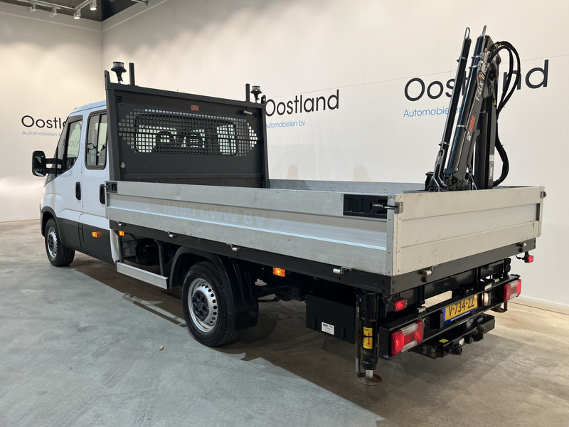 Iveco Daily 35S18D 3.0 375 Automaat Open Laadbak / Hiab Kraan / Euro 6 / Trekhaak 3500 KG / Airco / Camera / Navigatie / 3-Zits / 67.000 KM !! - Bestelwagen met open laadbak: afbeelding 4 Iveco Daily 35S18D 3.0 375 Automaat Open Laadbak / Hiab Kraan / Euro 6 / Trekhaak 3500 KG / Airco / Camera / Navigatie / 3-Zits / 67.000 KM !! - Bestelwagen met open laadbak: afbeelding 4