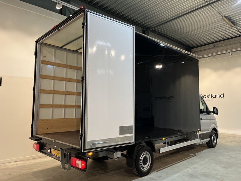 Volkswagen Crafter 35 2.0 TDI 140 pk Bakwagen 2.41 Mtr. H / Meubelbak / Euro 6 / Airco / Cruise Control / CarPlay / 23.400 KM !! - Bestelwagen gesloten laadbak: afbeelding 4 Volkswagen Crafter 35 2.0 TDI 140 pk Bakwagen 2.41 Mtr. H / Meubelbak / Euro 6 / Airco / Cruise Control / CarPlay / 23.400 KM !! - Bestelwagen gesloten laadbak: afbeelding 4