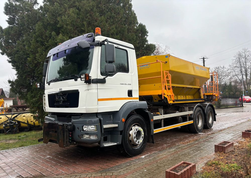 MAN TGM 26.290 6X4 SCHMIDT STARTOS II PIASKARKA PŁUG - Gemeentelijke machine/ Speciaal, Vrachtwagen: afbeelding 1 MAN TGM 26.290 6X4 SCHMIDT STARTOS II PIASKARKA PŁUG - Gemeentelijke machine/ Speciaal, Vrachtwagen: afbeelding 1
