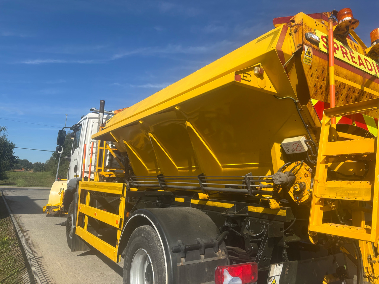 MAN TGM 18.290 4x4 BB GRITTER/SPREADER/PLOUGH - Sneeuwruimer: afbeelding 4 MAN TGM 18.290 4x4 BB GRITTER/SPREADER/PLOUGH - Sneeuwruimer: afbeelding 4