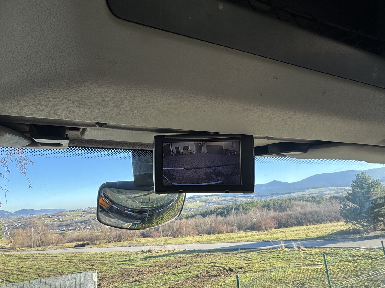 Vuilniswagen voor het vervoer van afval Renault Midlum 180 DXi: afbeelding 11 Vuilniswagen voor het vervoer van afval Renault Midlum 180 DXi: afbeelding 11