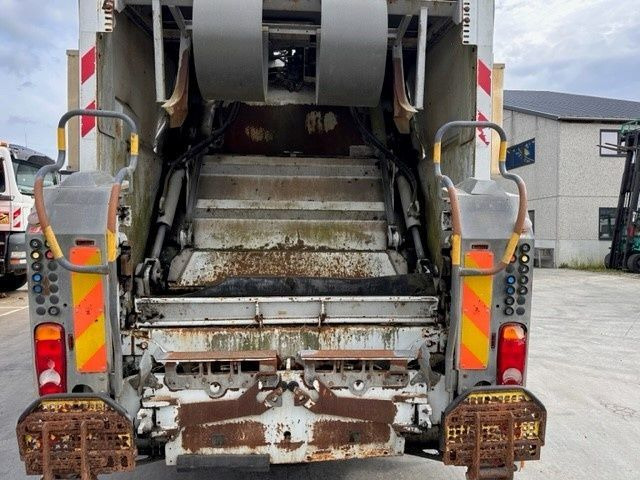 Renault 310 DXI - Vuilniswagen: afbeelding 4 Renault 310 DXI - Vuilniswagen: afbeelding 4