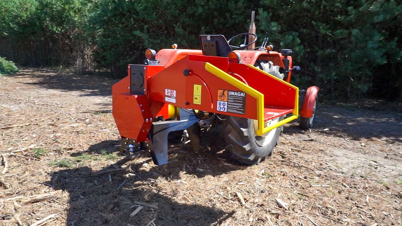 Nieuw Houtversnipperaar REMET R120: afbeelding 6 Nieuw Houtversnipperaar REMET R120: afbeelding 6