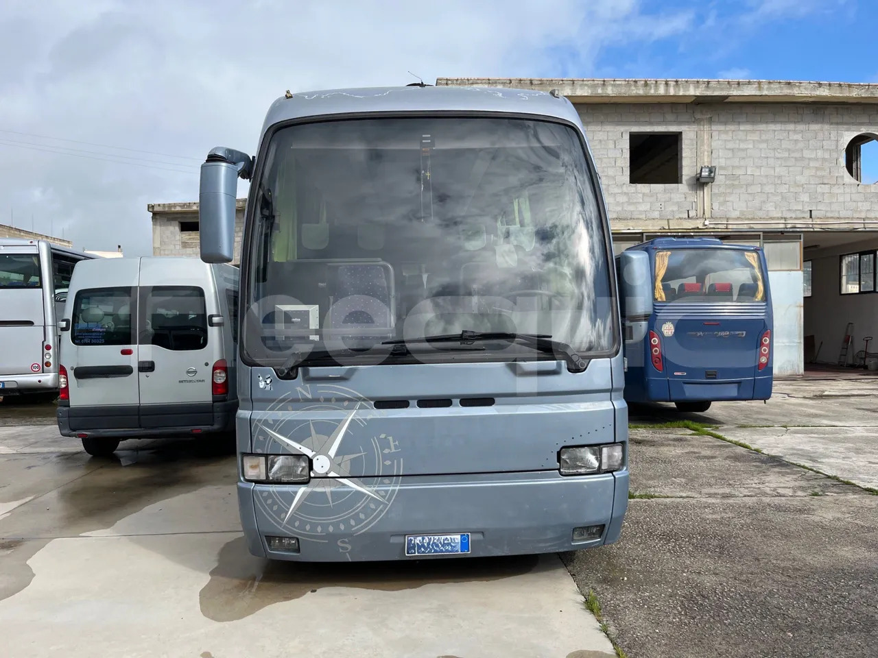 Iveco 380 - Touringcar: afbeelding 2 Iveco 380 - Touringcar: afbeelding 2