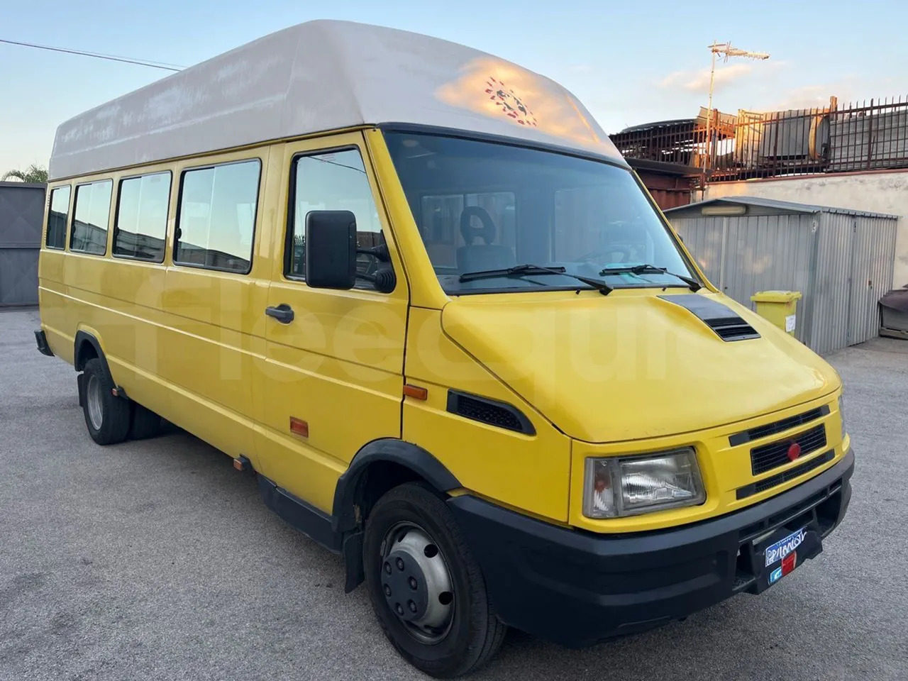Iveco A45E10 - Schoolbus: afbeelding 1 Iveco A45E10 - Schoolbus: afbeelding 1