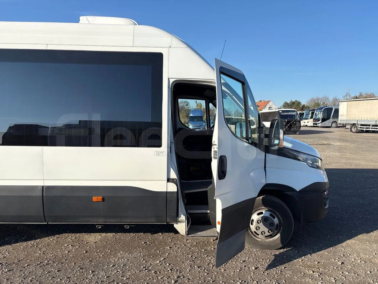 Minibus, Personenvervoer Iveco A50C17: afbeelding 13 Minibus, Personenvervoer Iveco A50C17: afbeelding 13