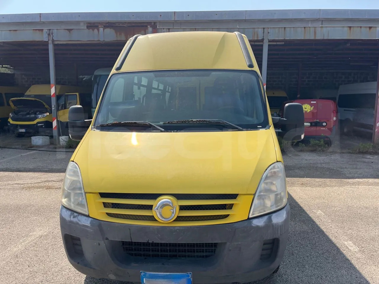 Iveco Daily - Schoolbus: afbeelding 2 Iveco Daily - Schoolbus: afbeelding 2