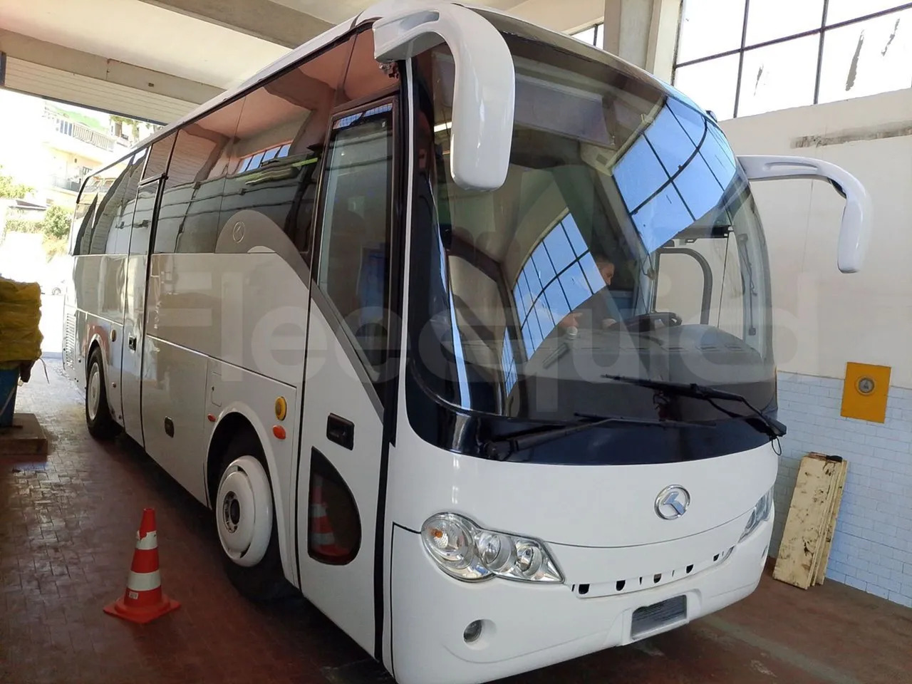 King Long XMQ6900 - Touringcar: afbeelding 1 King Long XMQ6900 - Touringcar: afbeelding 1