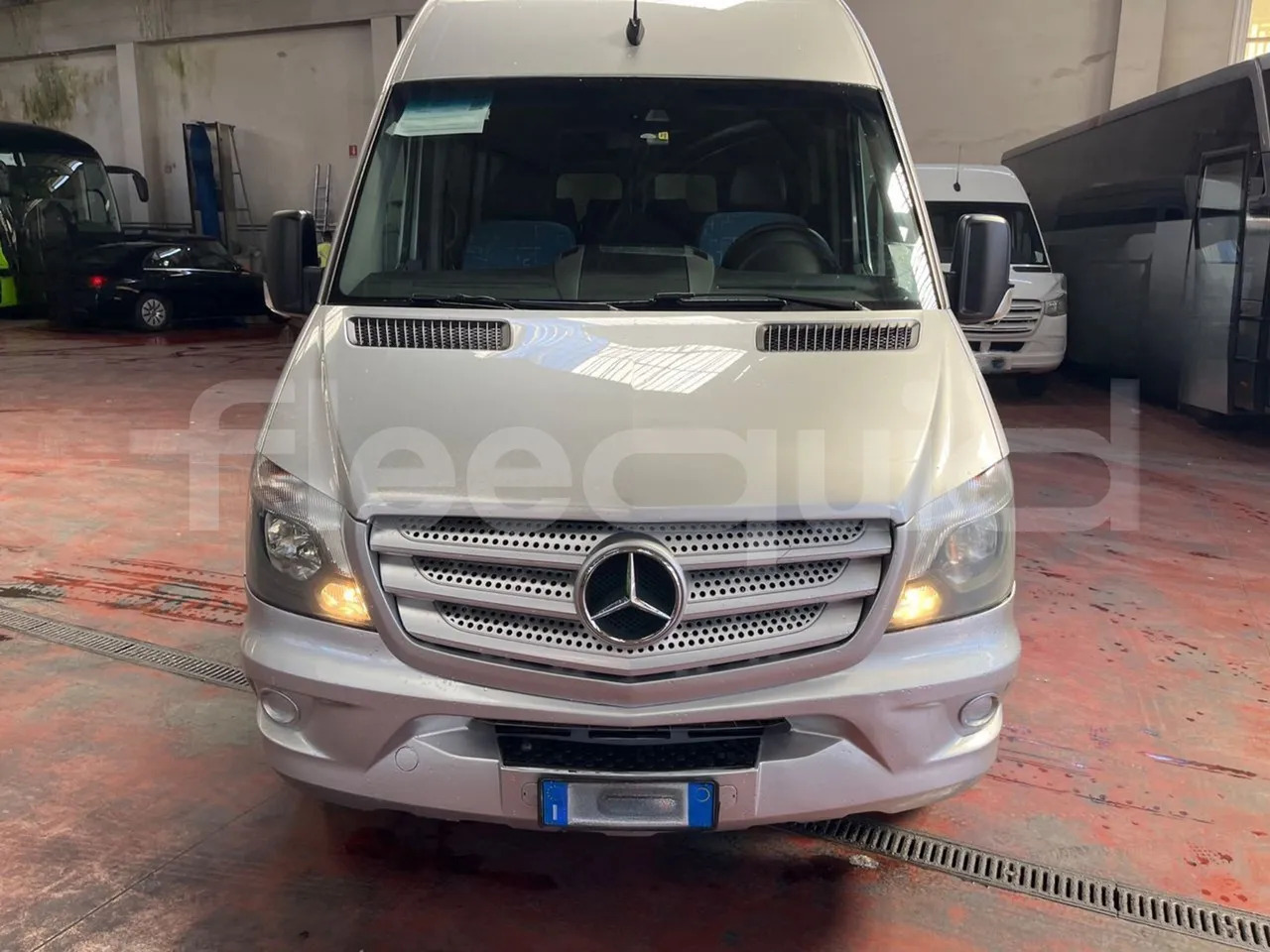 Mercedes-Benz Sprinter - Minibus, Personenvervoer: afbeelding 2 Mercedes-Benz Sprinter - Minibus, Personenvervoer: afbeelding 2