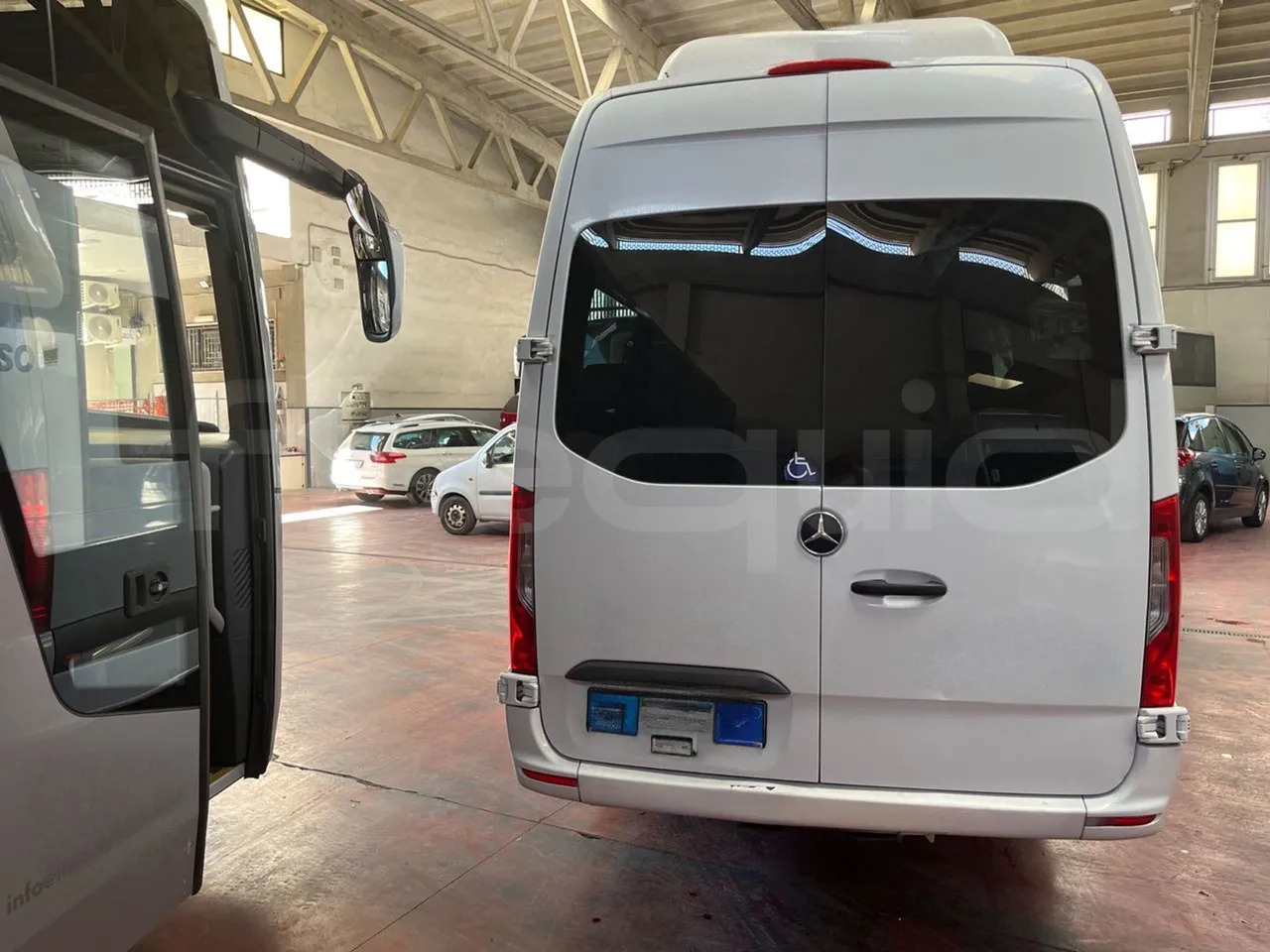 Mercedes-Benz Sprinter - Minibus, Personenvervoer: afbeelding 5 Mercedes-Benz Sprinter - Minibus, Personenvervoer: afbeelding 5