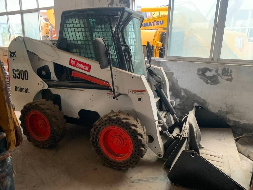 Bobcat S 300 - Schranklader: afbeelding 1 Bobcat S 300 - Schranklader: afbeelding 1
