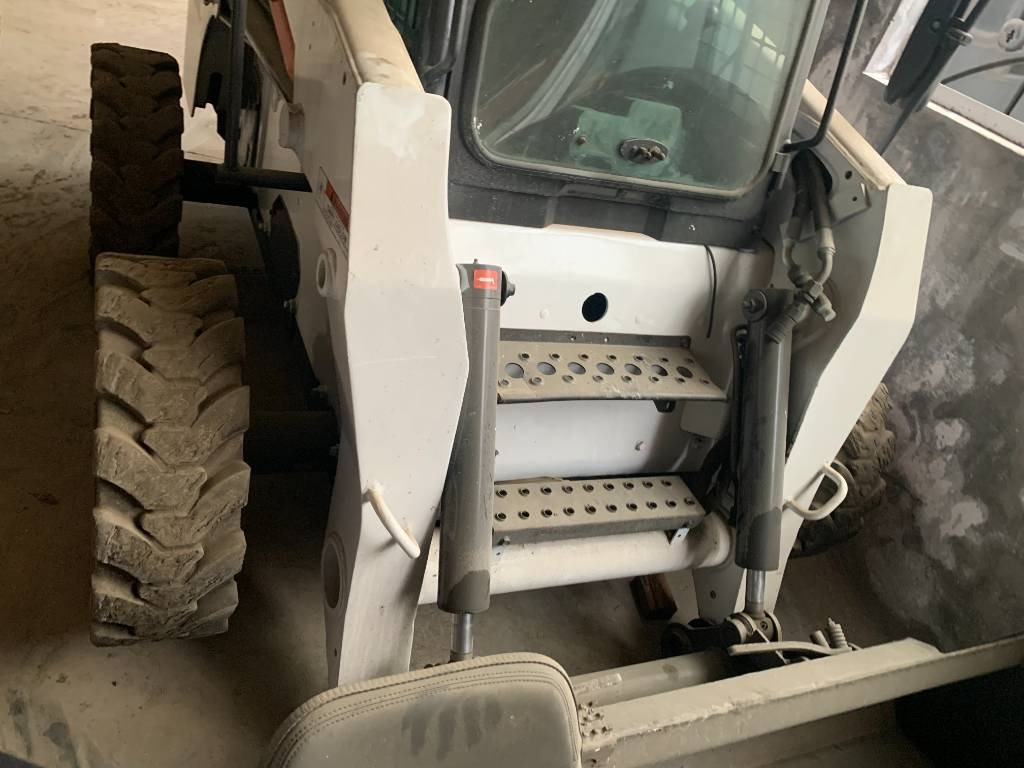 Bobcat S 300 - Schranklader: afbeelding 2 Bobcat S 300 - Schranklader: afbeelding 2