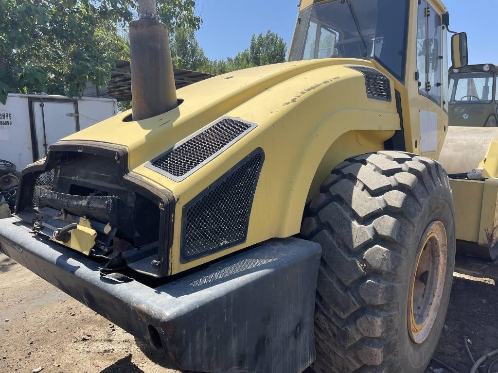 Bomag 226-4 - Schapenpootwals/ Grondverdichter: afbeelding 2 Bomag 226-4 - Schapenpootwals/ Grondverdichter: afbeelding 2