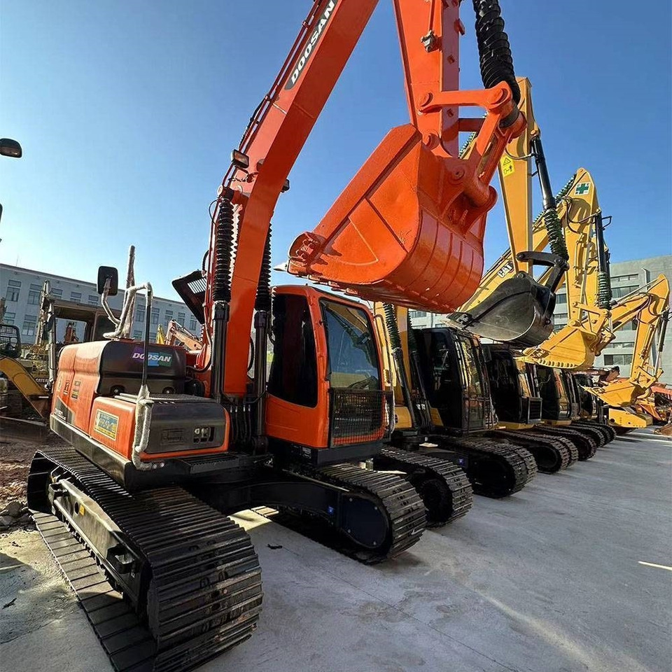Doosan DX150LC-9C - Rupsgraafmachine: afbeelding 4 Doosan DX150LC-9C - Rupsgraafmachine: afbeelding 4
