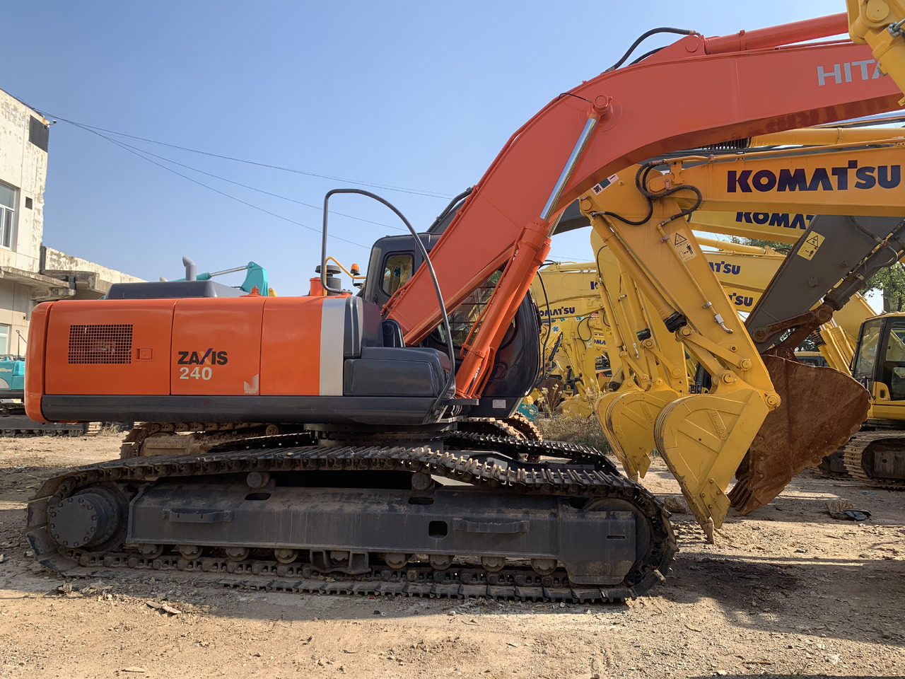 HITACHI ZAXIS240 - Mobiele graafmachine: afbeelding 1 HITACHI ZAXIS240 - Mobiele graafmachine: afbeelding 1