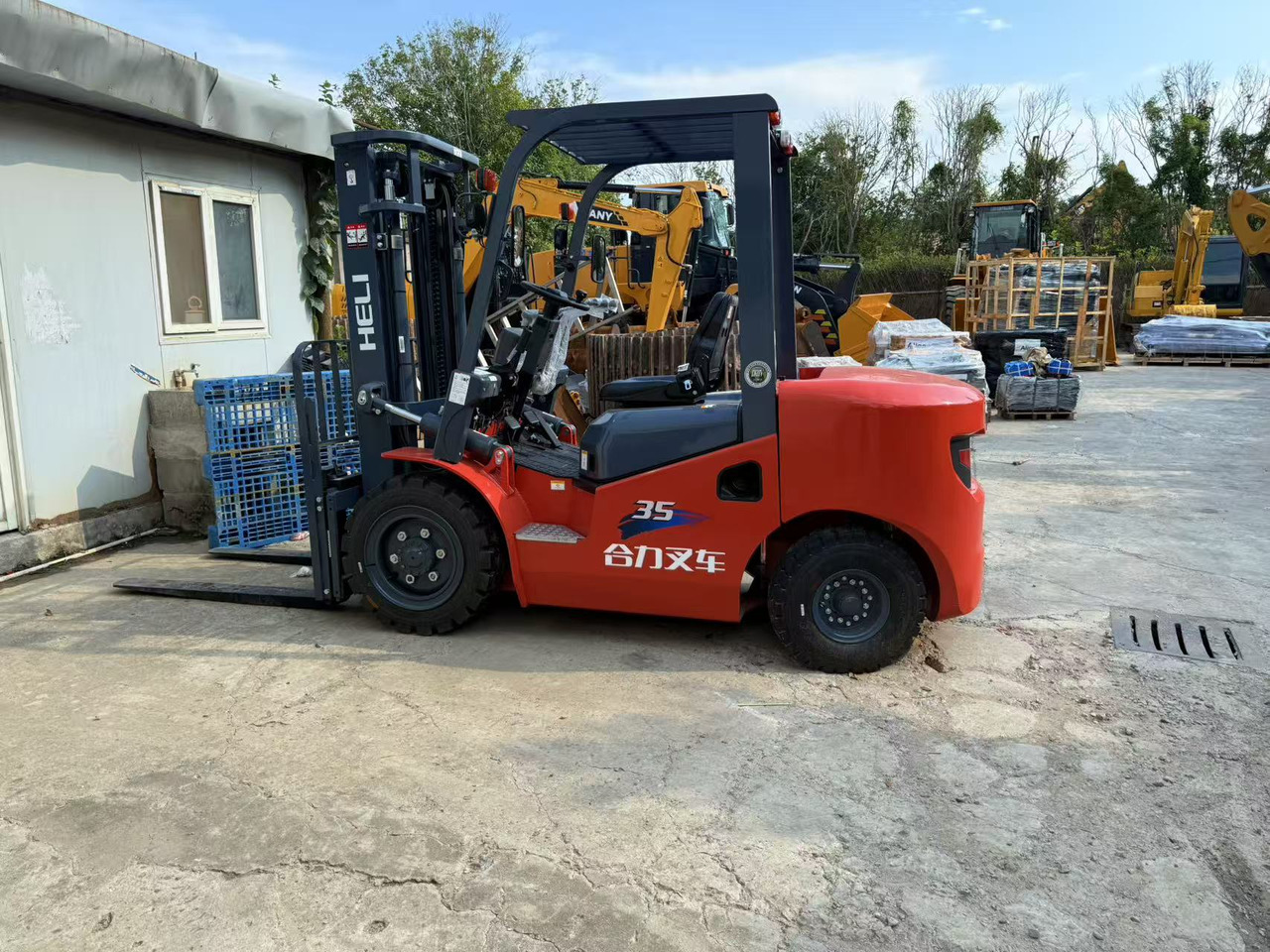 Heli CPC35 - Diesel heftruck: afbeelding 1 Heli CPC35 - Diesel heftruck: afbeelding 1