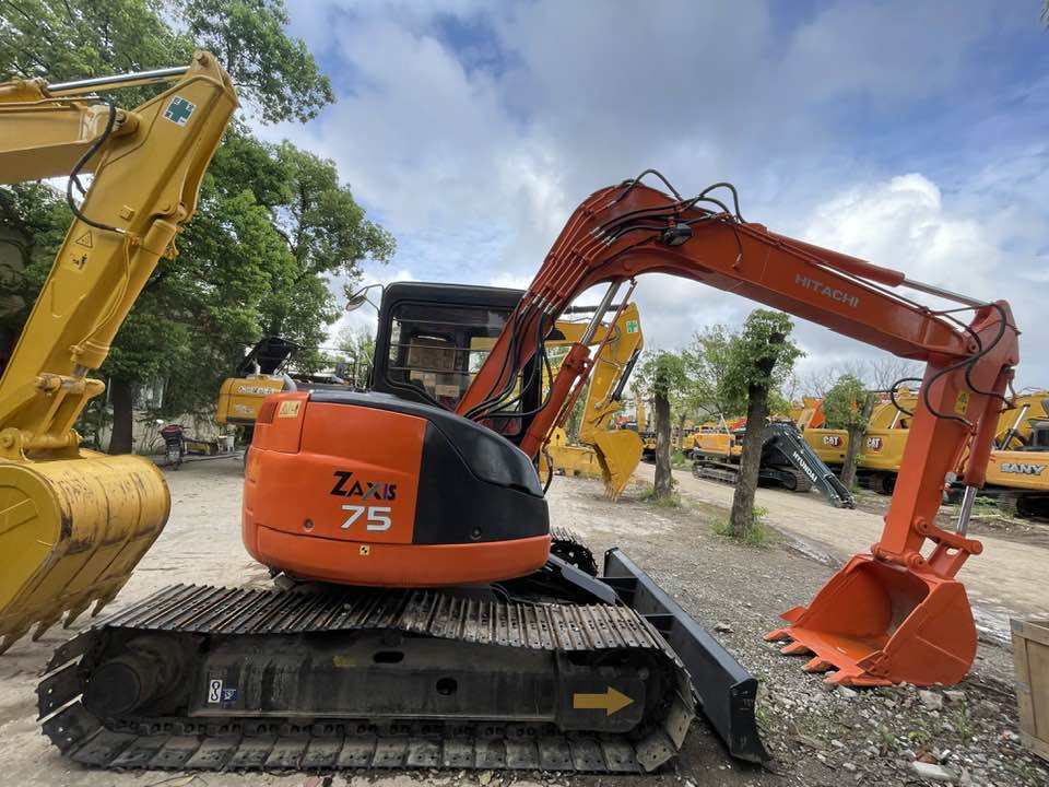 Hitachi ZAXIS 75 - Minigraafmachine: afbeelding 5 Hitachi ZAXIS 75 - Minigraafmachine: afbeelding 5