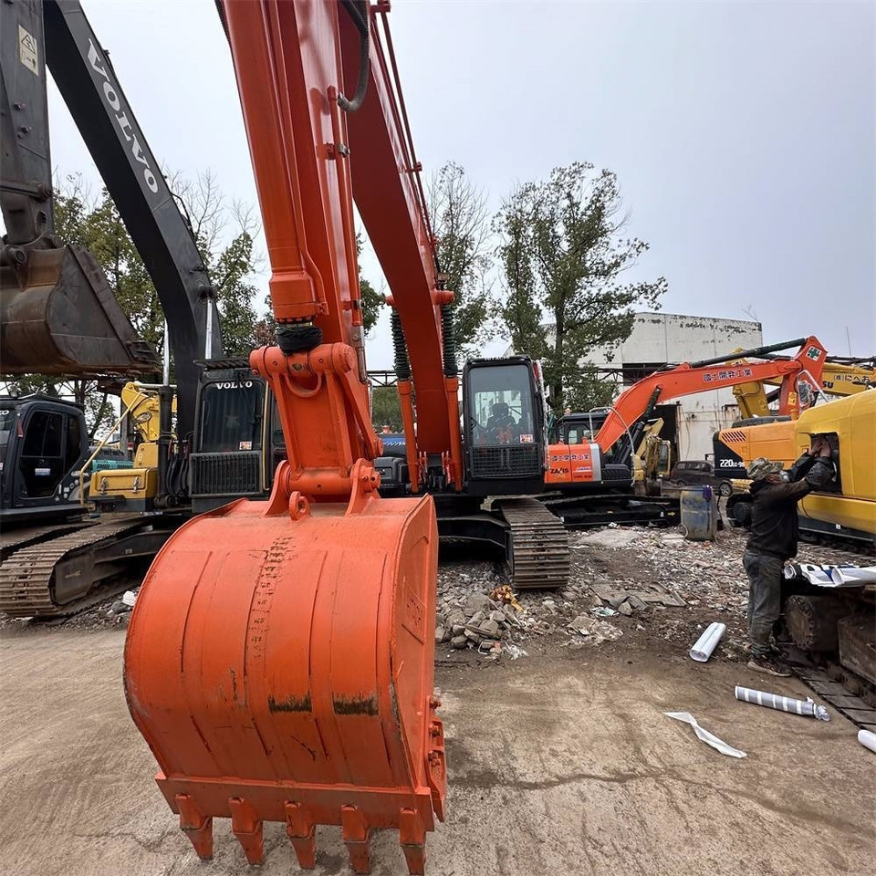 Hitachi ZX 200-3 G - Rupsgraafmachine: afbeelding 4 Hitachi ZX 200-3 G - Rupsgraafmachine: afbeelding 4