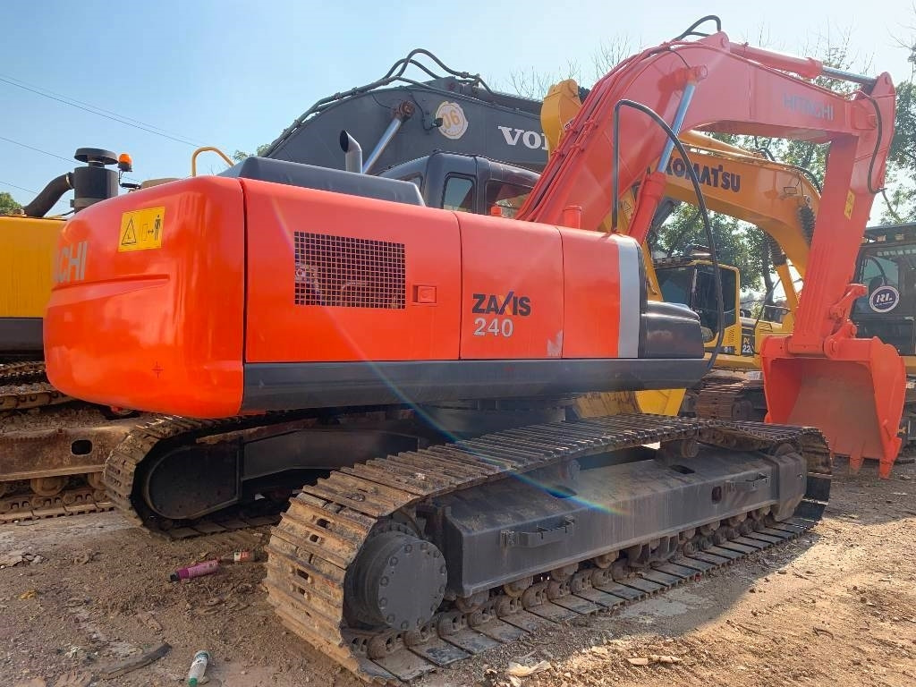 Hitachi Zaxis 240 - Rupsgraafmachine: afbeelding 1 Hitachi Zaxis 240 - Rupsgraafmachine: afbeelding 1