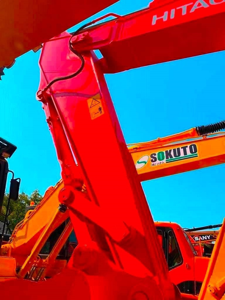 Hitachi Zaxis 240 - Rupsgraafmachine: afbeelding 3 Hitachi Zaxis 240 - Rupsgraafmachine: afbeelding 3