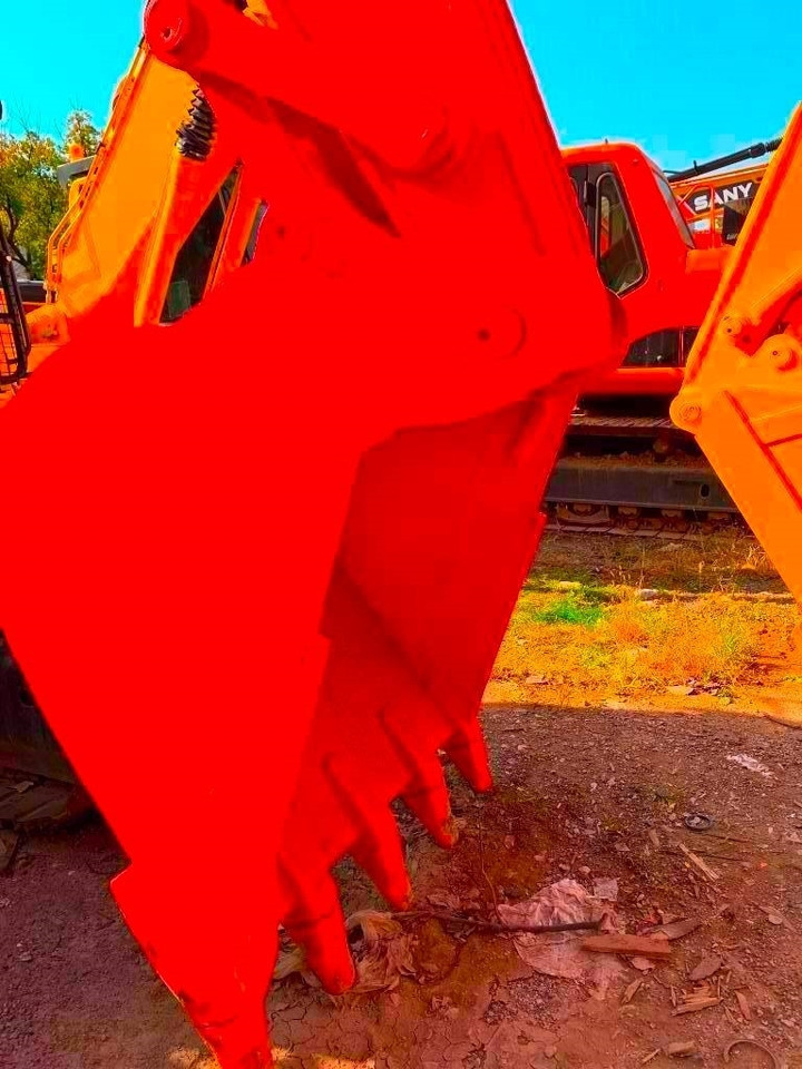 Hitachi Zaxis 240 - Rupsgraafmachine: afbeelding 4 Hitachi Zaxis 240 - Rupsgraafmachine: afbeelding 4