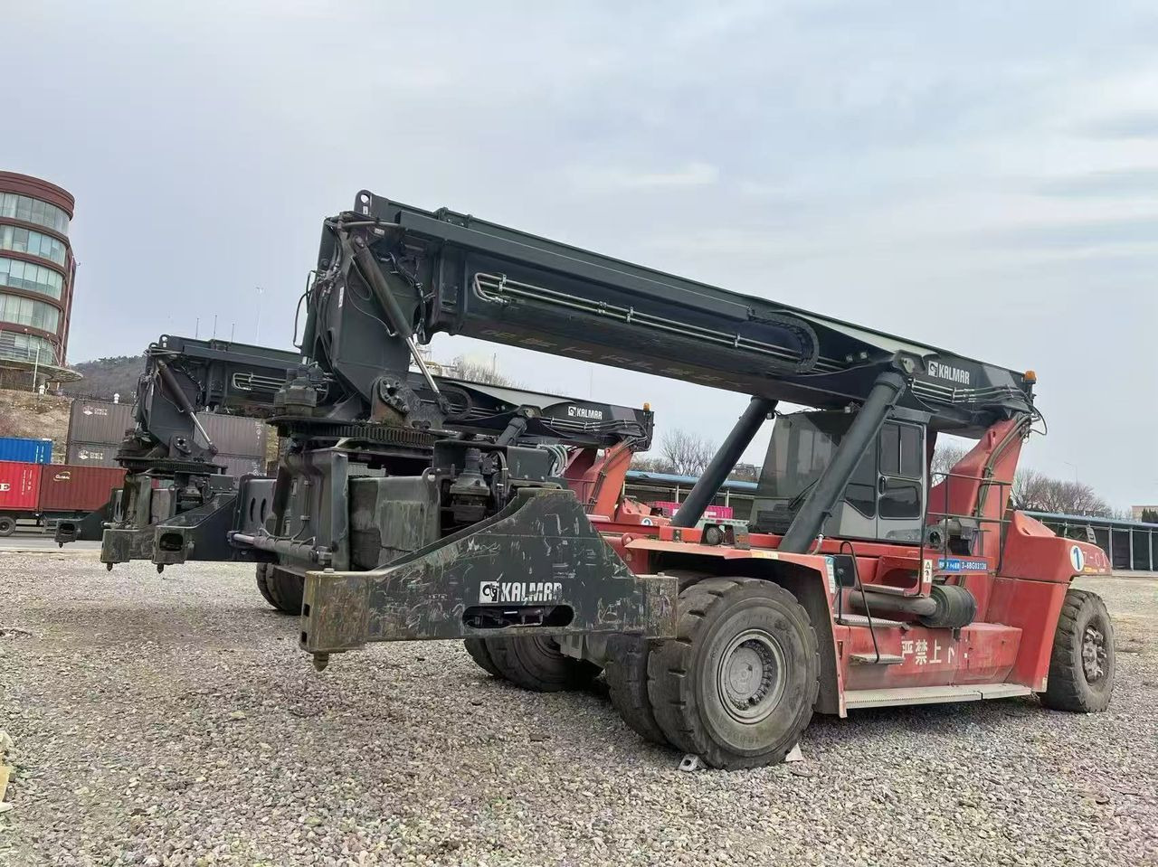 KALMAR DRT450 - Reach stacker: afbeelding 4 KALMAR DRT450 - Reach stacker: afbeelding 4