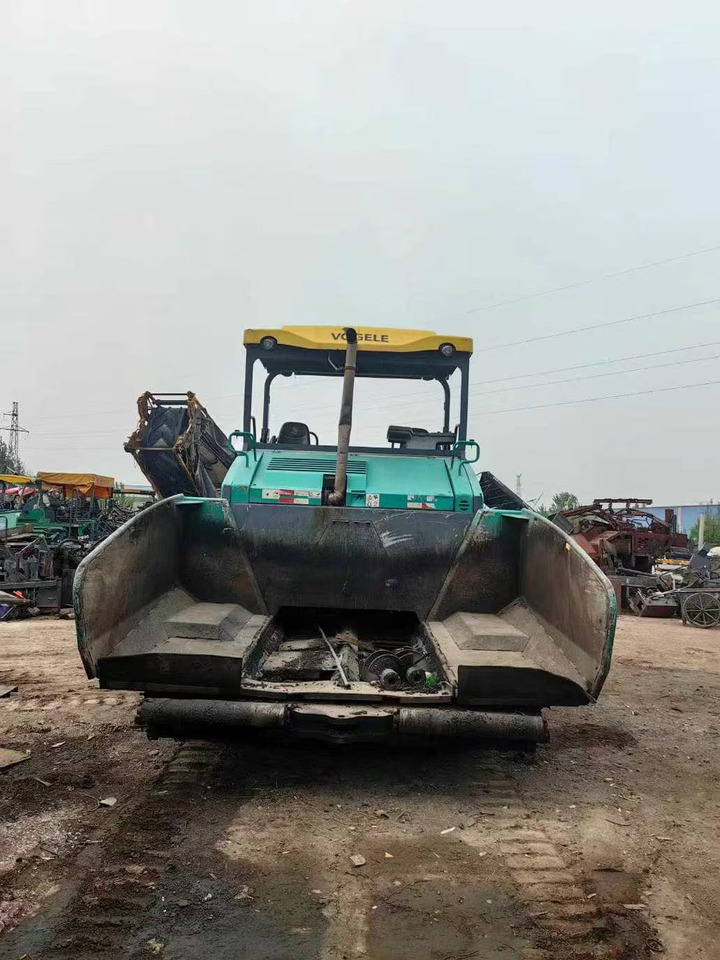 Vogele SUPER 1880-3L - Asfaltafwerkmachine: afbeelding 2 Vogele SUPER 1880-3L - Asfaltafwerkmachine: afbeelding 2