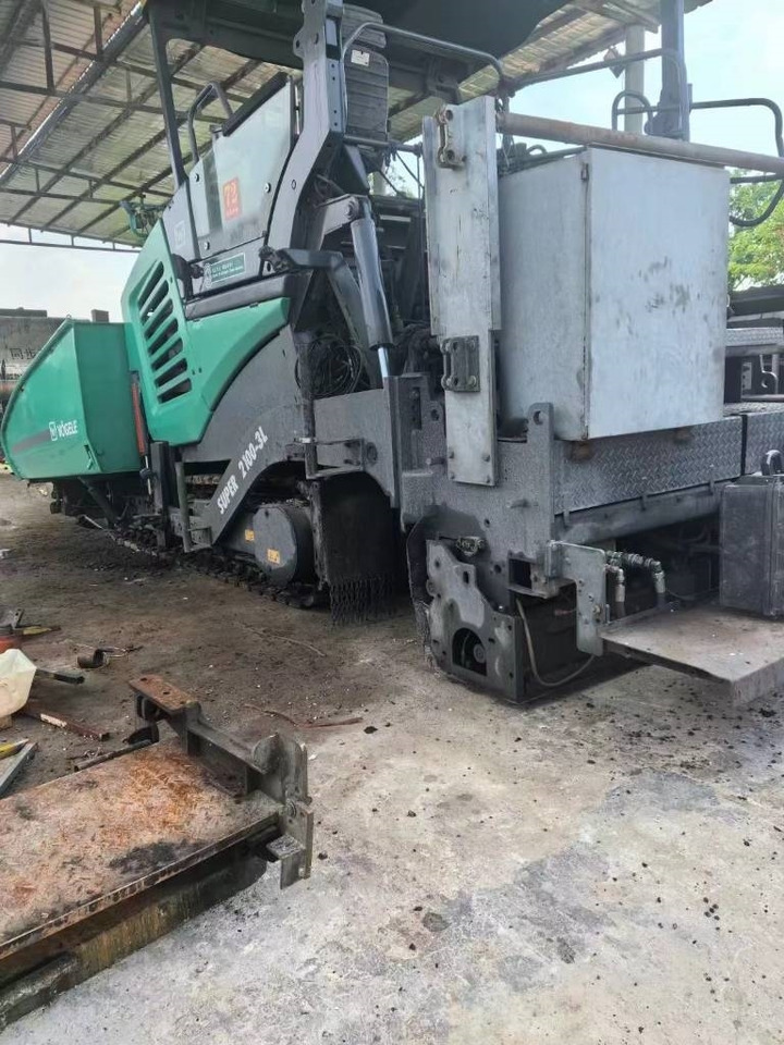 Vögele Super 2100-3 - Asfaltafwerkmachine: afbeelding 1 Vögele Super 2100-3 - Asfaltafwerkmachine: afbeelding 1