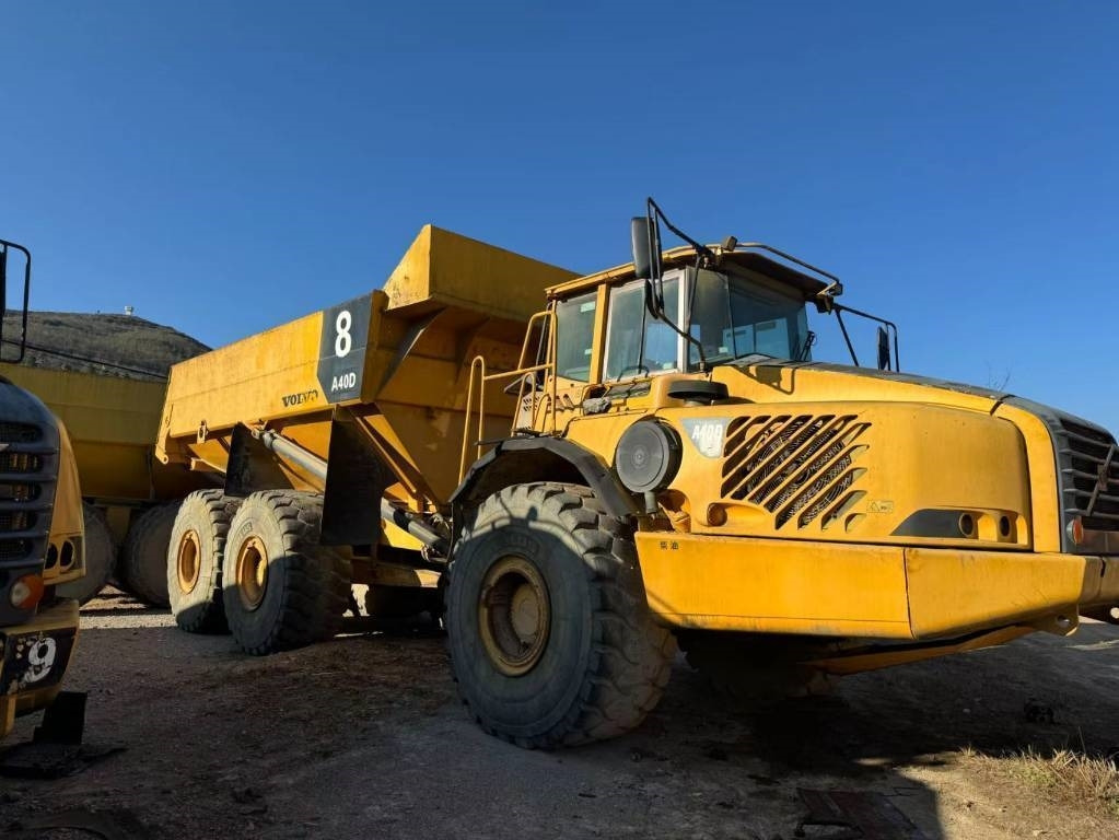 Volvo A 40 D - Kiepwagen met knikbesturing: afbeelding 2 Volvo A 40 D - Kiepwagen met knikbesturing: afbeelding 2
