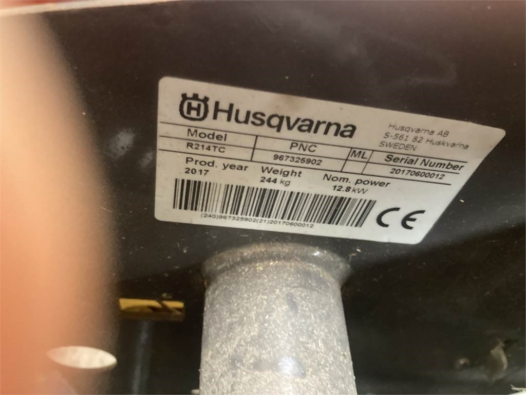 Husqvarna R214TC - Maaimachine: afbeelding 2 Husqvarna R214TC - Maaimachine: afbeelding 2
