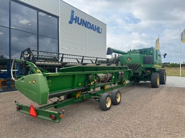 John Deere T660I - Maaidorser: afbeelding 4 John Deere T660I - Maaidorser: afbeelding 4