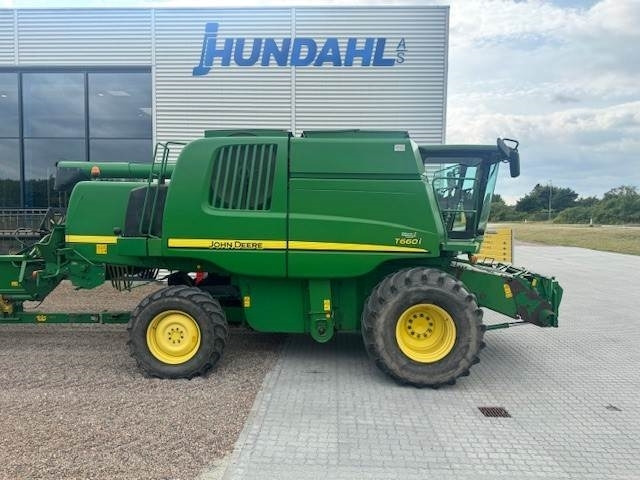 John Deere T660I - Maaidorser: afbeelding 2 John Deere T660I - Maaidorser: afbeelding 2