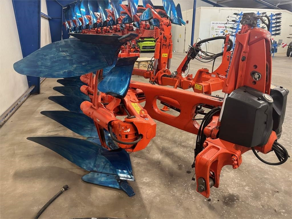 Kuhn VM L-NSH 5+1 ON LAND - Ploeg: afbeelding 3 Kuhn VM L-NSH 5+1 ON LAND - Ploeg: afbeelding 3