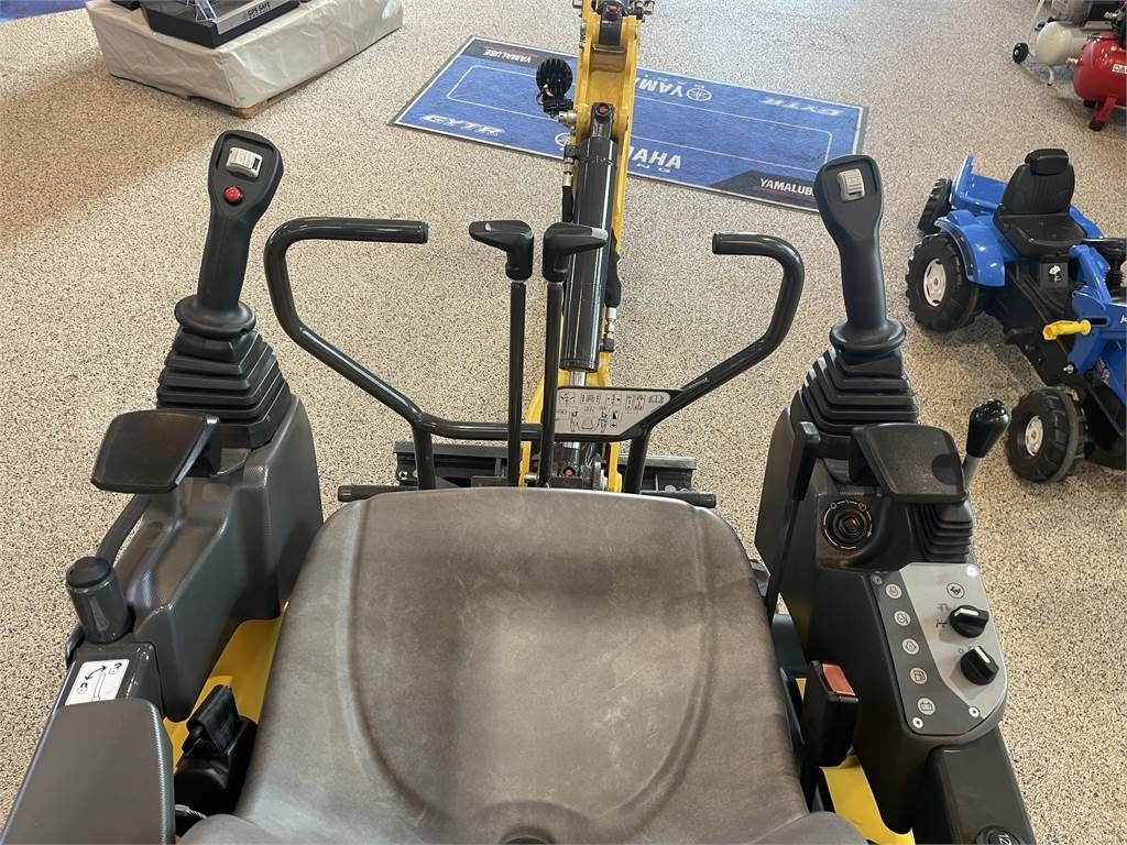 New Holland E12D ROLLE-BAR AG - Minigraafmachine: afbeelding 4 New Holland E12D ROLLE-BAR AG - Minigraafmachine: afbeelding 4
