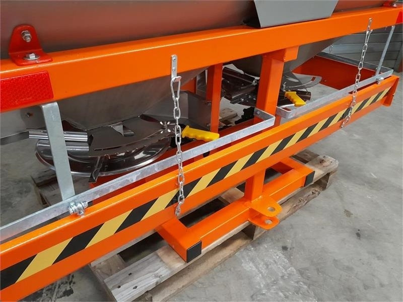 - - - 1000l - Zout/ Zandstrooier voor Gemeentelijke machine/ Speciaal: afbeelding 3 - - - 1000l - Zout/ Zandstrooier voor Gemeentelijke machine/ Speciaal: afbeelding 3
