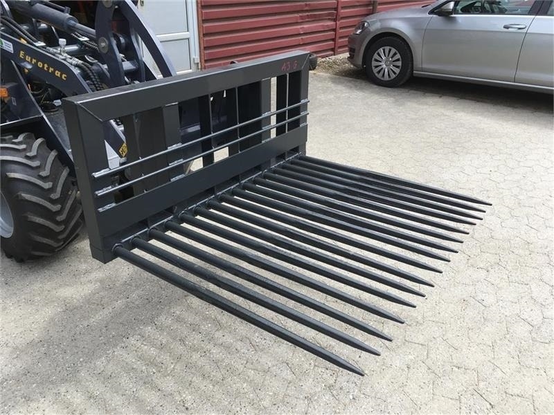 - - - Belægningsgreb 1.30 m. - Bak voor Bouwmachine: afbeelding 2 - - - Belægningsgreb 1.30 m. - Bak voor Bouwmachine: afbeelding 2