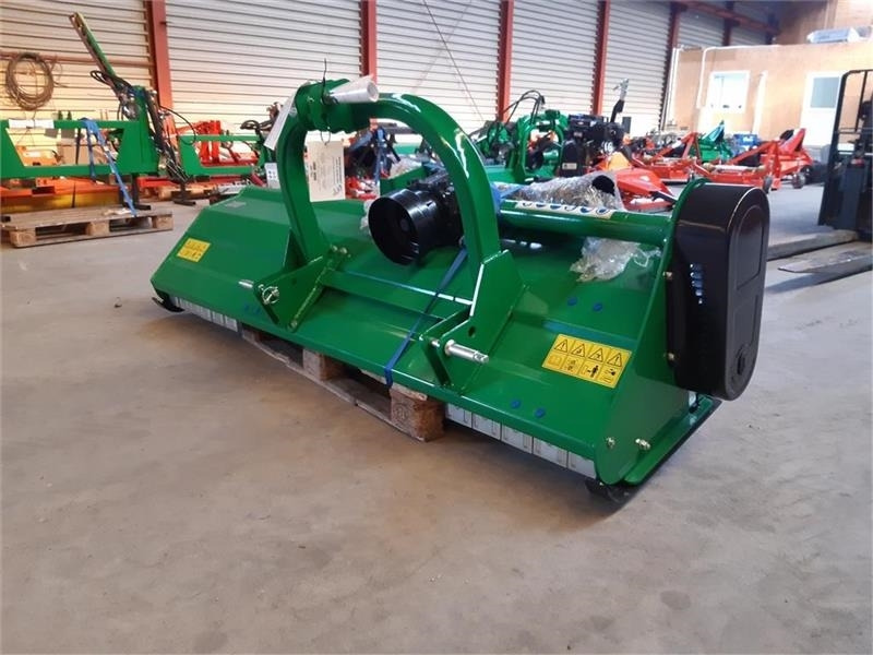 Dk-Tec 220cm - Klepelmaaier: afbeelding 1 Dk-Tec 220cm - Klepelmaaier: afbeelding 1