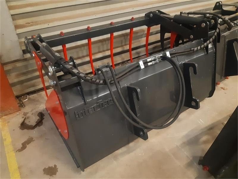 Eurotrac W11 - Voorladerbak: afbeelding 3 Eurotrac W11 - Voorladerbak: afbeelding 3