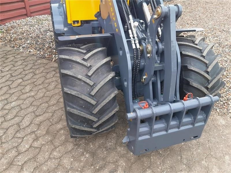 Eurotrac W12S med førerhus, skovl og gafler - Kniklader: afbeelding 4 Eurotrac W12S med førerhus, skovl og gafler - Kniklader: afbeelding 4