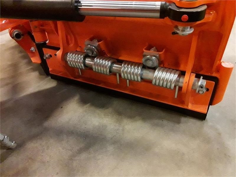 Sigma Pro G101 - Sneeuwschuif voor Landbouwmachine: afbeelding 5 Sigma Pro G101 - Sneeuwschuif voor Landbouwmachine: afbeelding 5