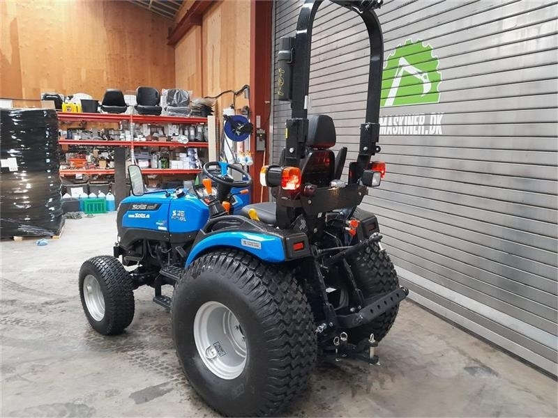 Solis 26 GEAR MASKINE NYT NYT NYT - Gemeentelijke tractor: afbeelding 3 Solis 26 GEAR MASKINE NYT NYT NYT - Gemeentelijke tractor: afbeelding 3