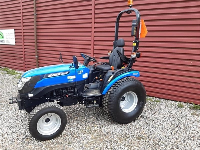 Solis 26 hst - Gemeentelijke tractor: afbeelding 1 Solis 26 hst - Gemeentelijke tractor: afbeelding 1