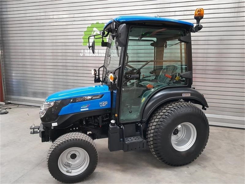 Solis 26 med kabine - Gemeentelijke tractor: afbeelding 1 Solis 26 med kabine - Gemeentelijke tractor: afbeelding 1