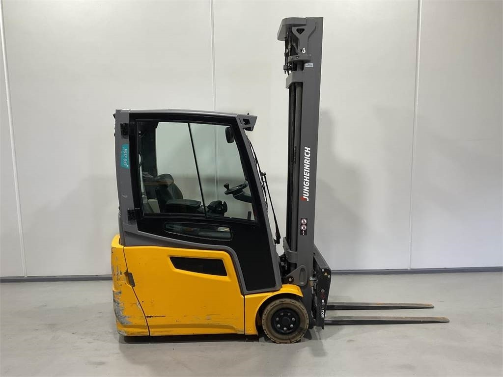Jungheinrich EFG 216K - Elektrische heftruck: afbeelding 1 Jungheinrich EFG 216K - Elektrische heftruck: afbeelding 1