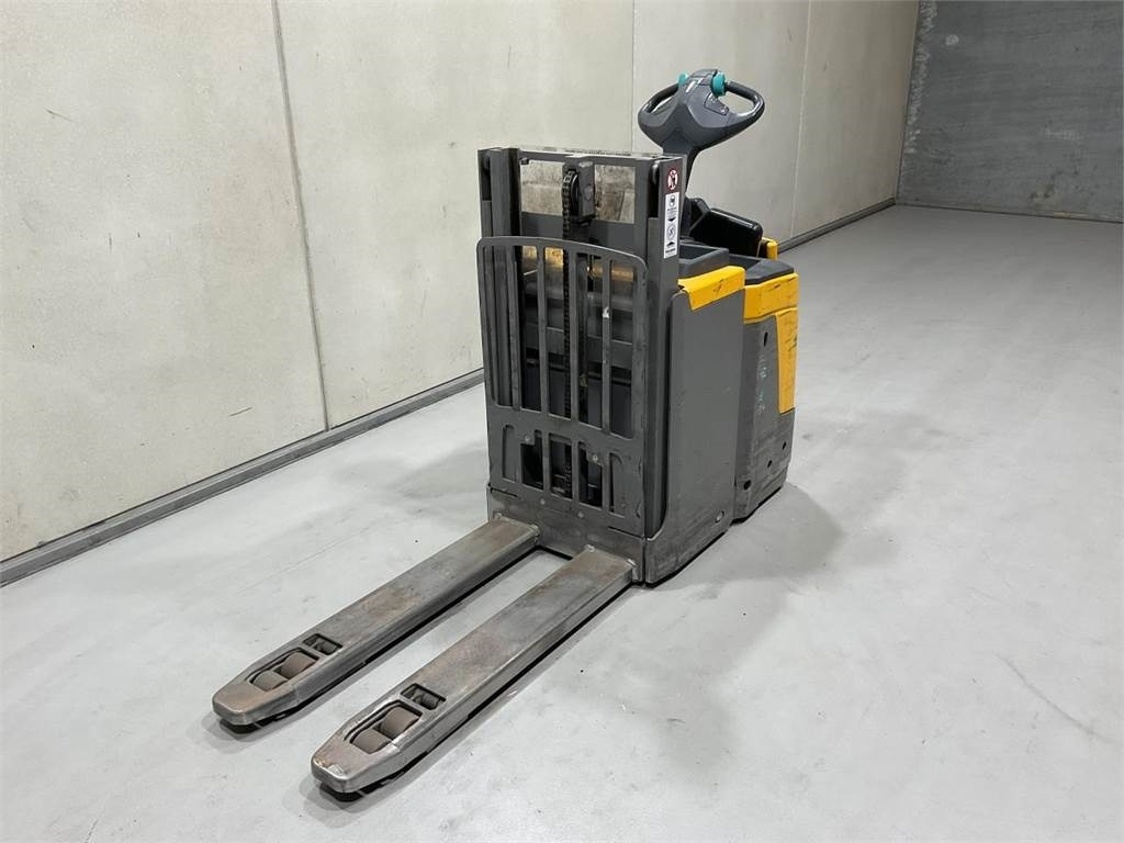 Jungheinrich ERD 220  - Stapelaar: afbeelding 4 Jungheinrich ERD 220  - Stapelaar: afbeelding 4