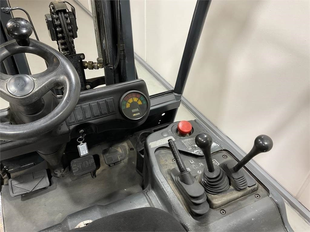 Linde E16 - Elektrische heftruck: afbeelding 3 Linde E16 - Elektrische heftruck: afbeelding 3