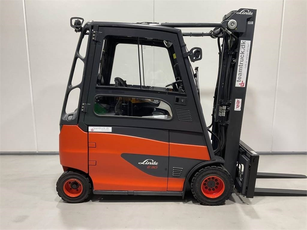 Linde E30HL-01/600 - Elektrische heftruck: afbeelding 1 Linde E30HL-01/600 - Elektrische heftruck: afbeelding 1