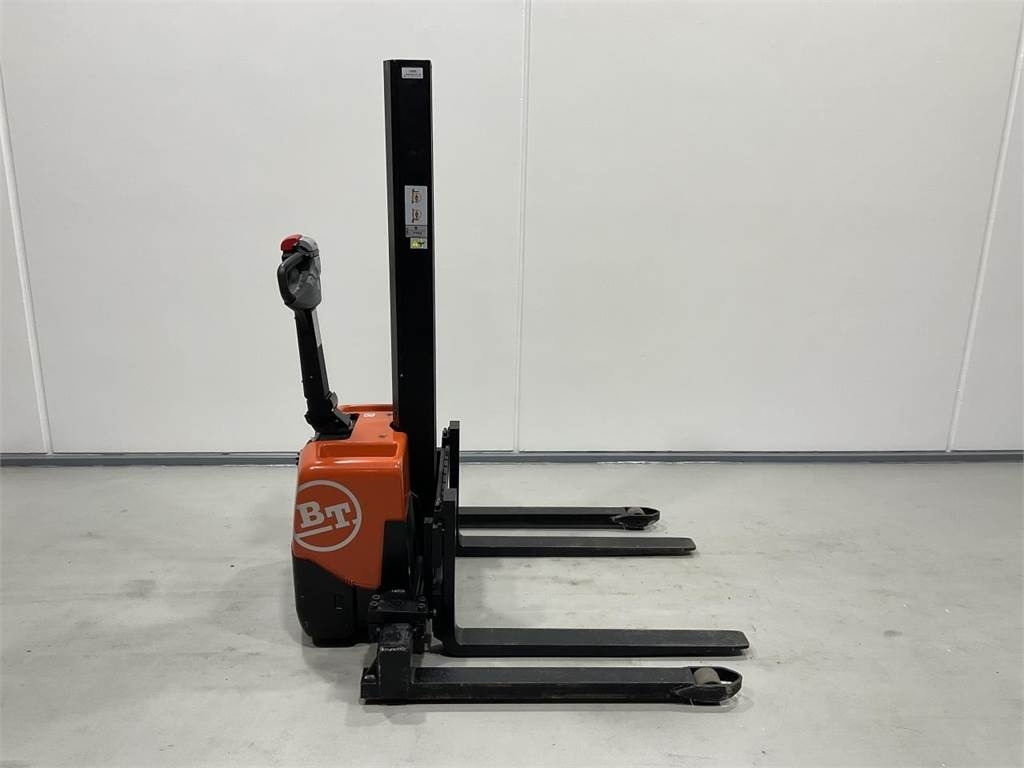 Toyota HWE100 - Stapelaar: afbeelding 1 Toyota HWE100 - Stapelaar: afbeelding 1