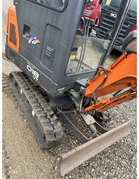 Doosan Slo 18 - 1.8T with bucket packed (Low Hours) - Minigraafmachine: afbeelding 4 Doosan Slo 18 - 1.8T with bucket packed (Low Hours) - Minigraafmachine: afbeelding 4