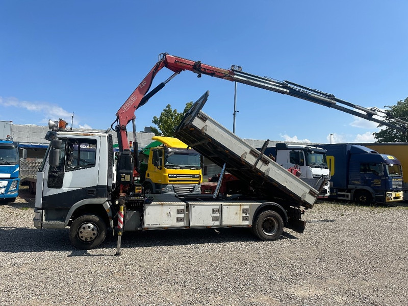 Iveco Eurocargo 120 EL 210hp / Fassi 80A Year 2012 + Tip - Kraanwagen: afbeelding 3 Iveco Eurocargo 120 EL 210hp / Fassi 80A Year 2012 + Tip - Kraanwagen: afbeelding 3